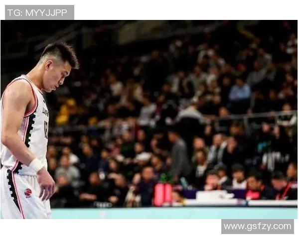 北京篮球队逆袭之路：从低谷到巅峰的奋斗与荣耀