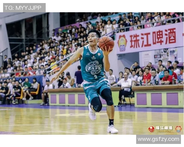 广州篮球队总决赛表现回顾与分析展现团队力量与战术智慧